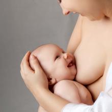 image-bebe-maman-allaitement